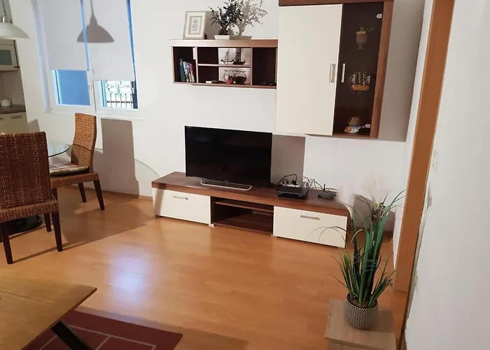 Daire Mit Schwimmbad By Interhome Buici (Istria)